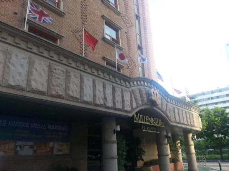 Millennium Hotel Kōyō Buitenkant foto